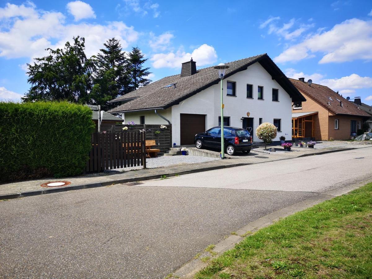 Ferienwohnung "In De Uehl" Hurtgenwald ภายนอก รูปภาพ